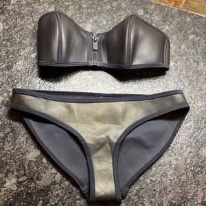 COPY - Faux leather TRIANGLE BIKINI medium NEW WITHOUT TAGS